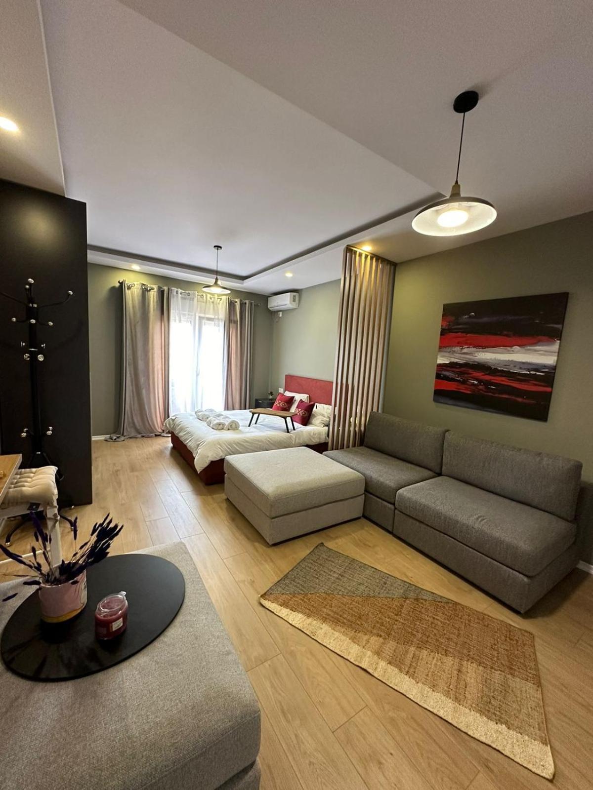 Urban Charm Studio With Balcony Tirana Extérieur photo