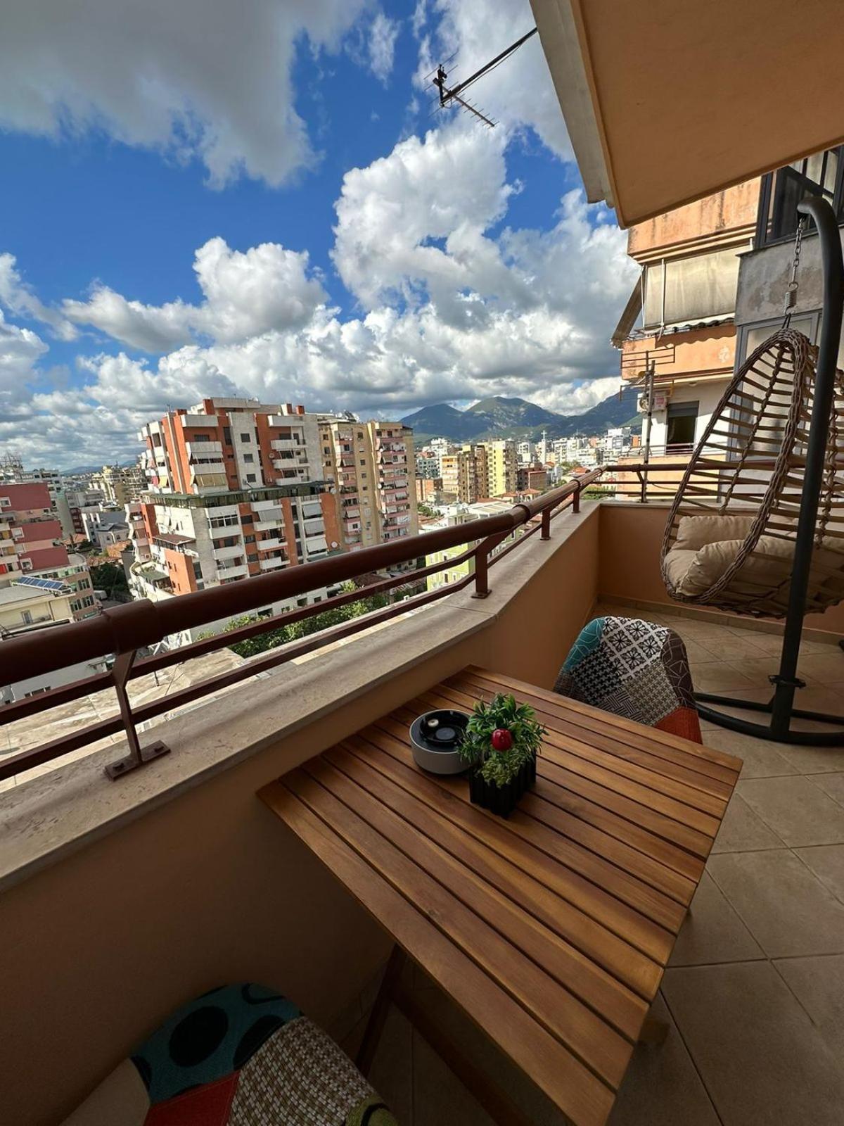 Urban Charm Studio With Balcony Tirana Extérieur photo